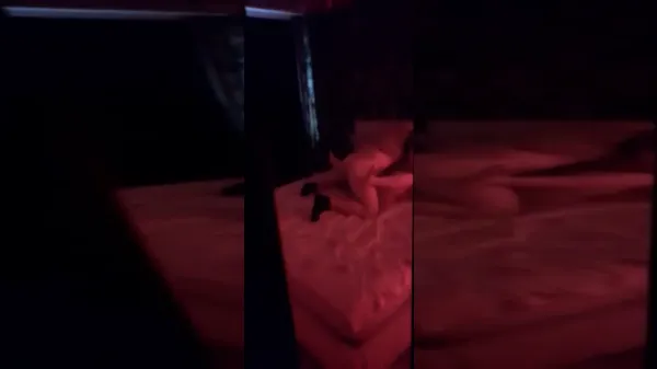 Filmata de alt barbat femeie casatorita insala sotul xxx in pat