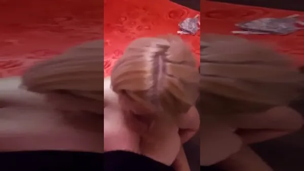 Curva cu tate mari blonda ia muie si sex intre sanii