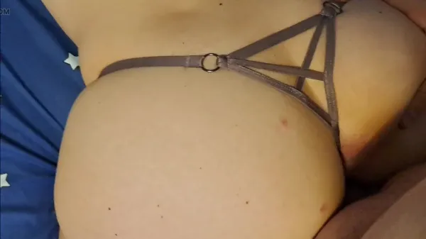 O muie scurta si un futai adanc in fundul gigant